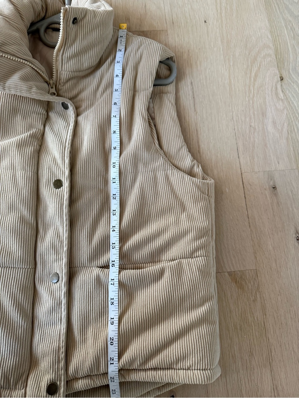 Sleeveless Corduroy Puffer Vest in Light Beige - Picture 4 of 6